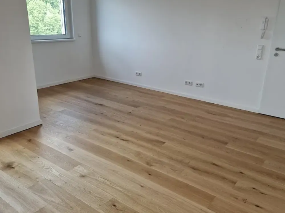 Schönes Apartment mit Dachterrasse in ruhiger Wohnlage in Düsseldorf Eller zu vermieten