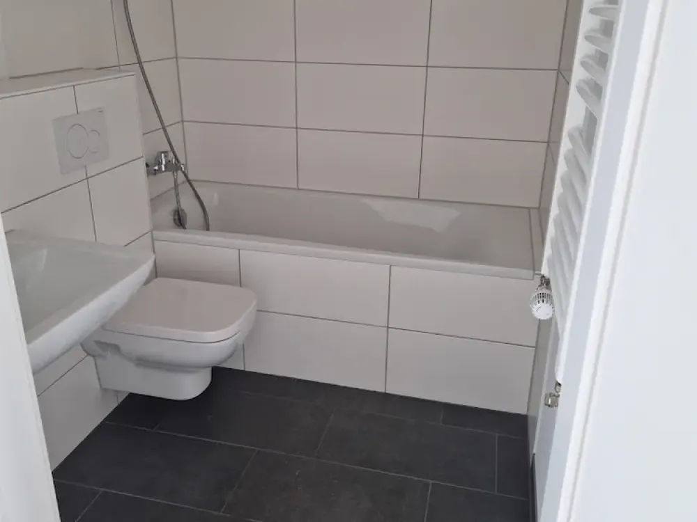 Schönes Apartment mit Dachterrasse in ruhiger Wohnlage in Düsseldorf Eller zu vermieten