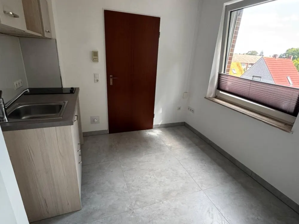 1-Zimmer-Wohnung, Erstbezug nach Sanierung, sofort bezugsfrei