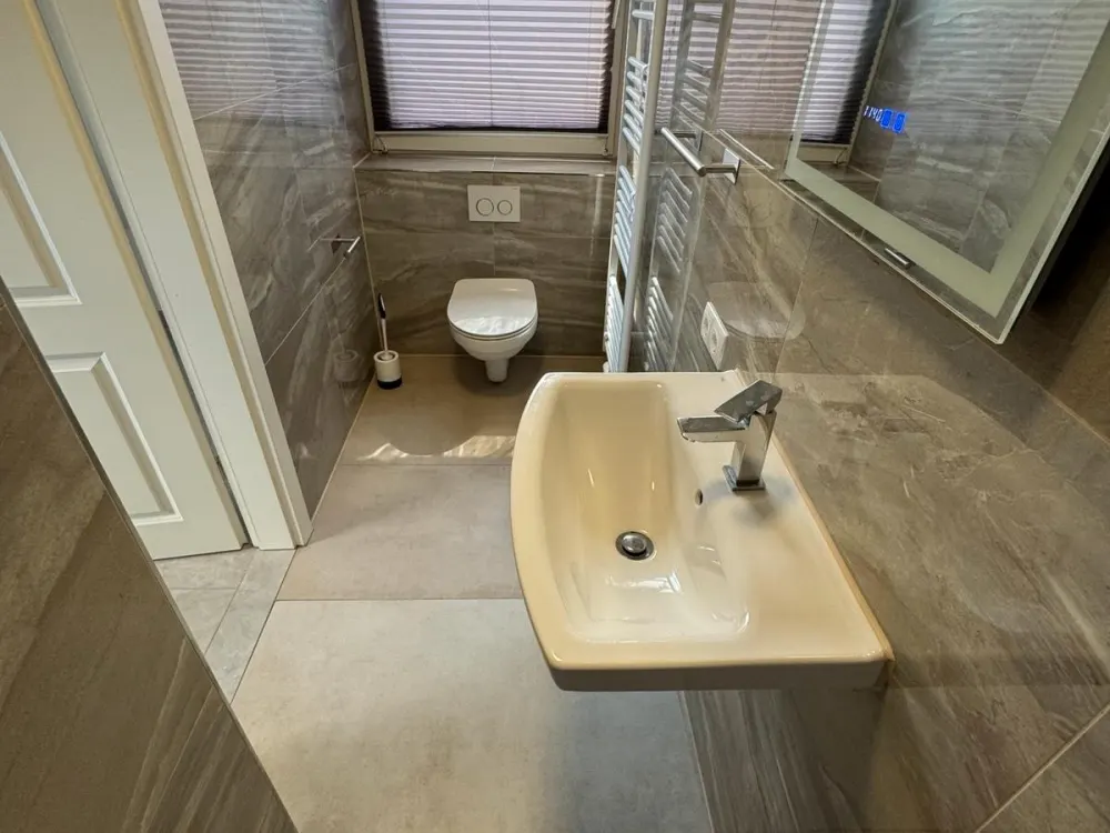1-Zimmer-Wohnung, Erstbezug nach Sanierung, sofort bezugsfrei