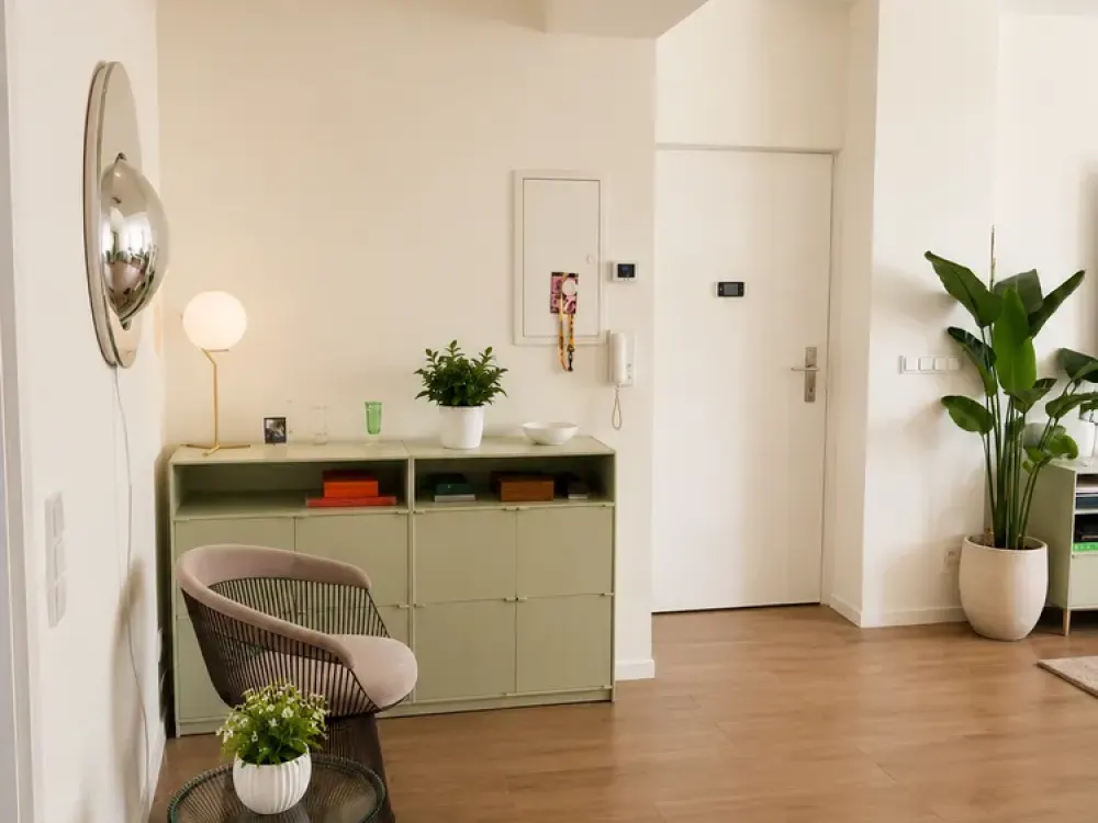 Kernsaniert & luxuriös teilmöbliert: Design-Apartment mit italienischem Terrazzo, Derendorf