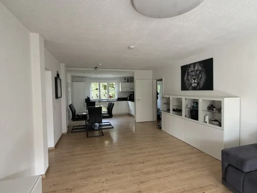Moderne 3 Zimmer Erdgeschosswohnung