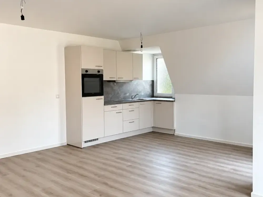 LICHT. BALKON. WEITE. 2 Zimmer auf 54,7 m² in Altglienicke