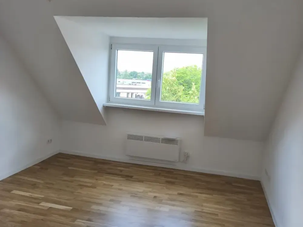 Dachgeschosswohnung in Südstadt
