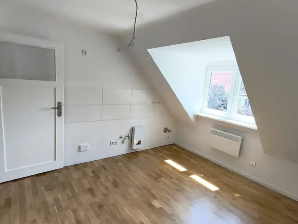 Dachgeschosswohnung in Südstadt