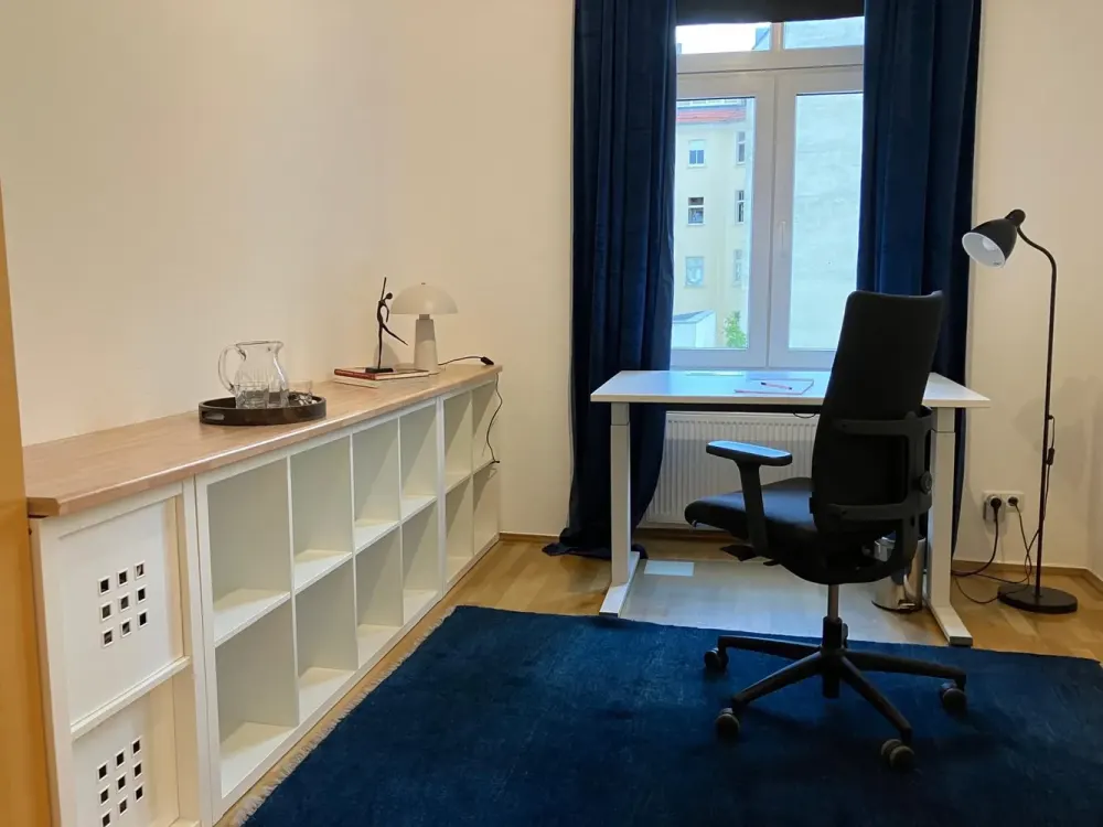 Helle, möblierte 3-Zimmer-Wohnung in Friedrichshain