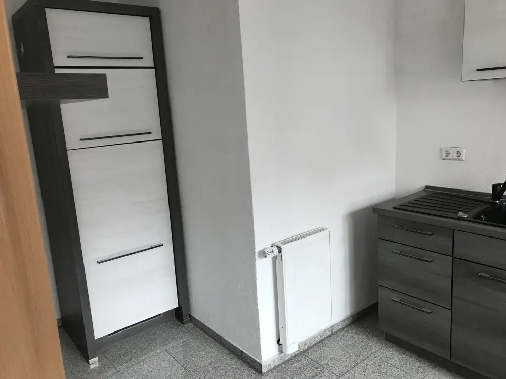4-Room Apartment with Built-in Kitchen