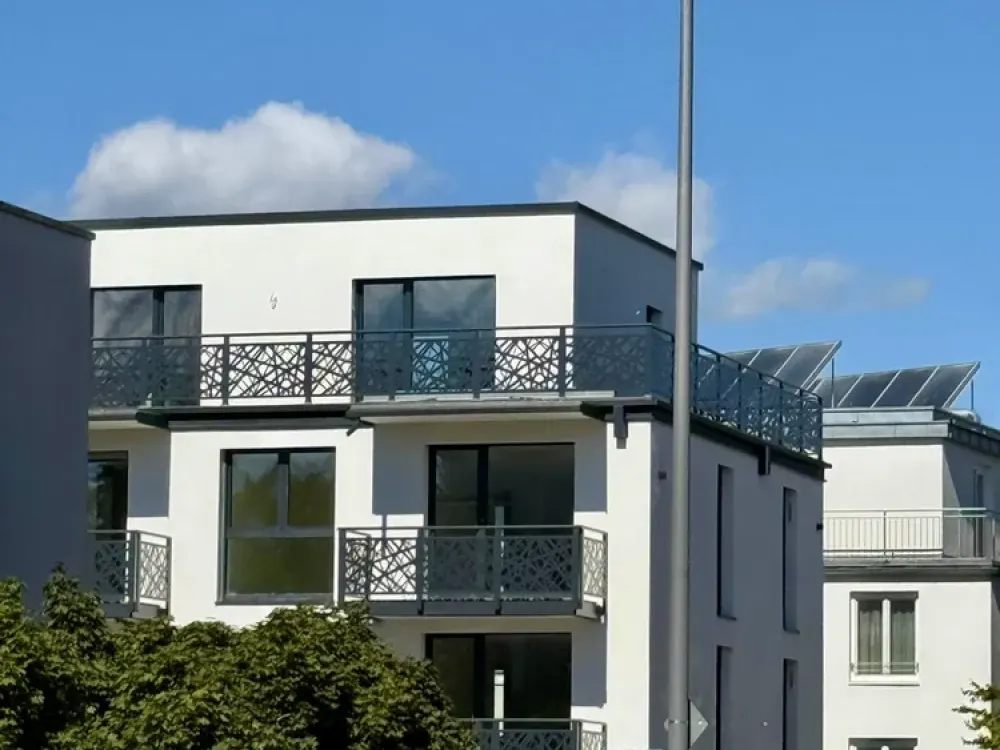 PENTHOUSE 13 - Exklusive 3 Zi. WHG mit 60 m² Dachterrasse,Fußbodenheizung&EinbaukücheErstbezug KfW55