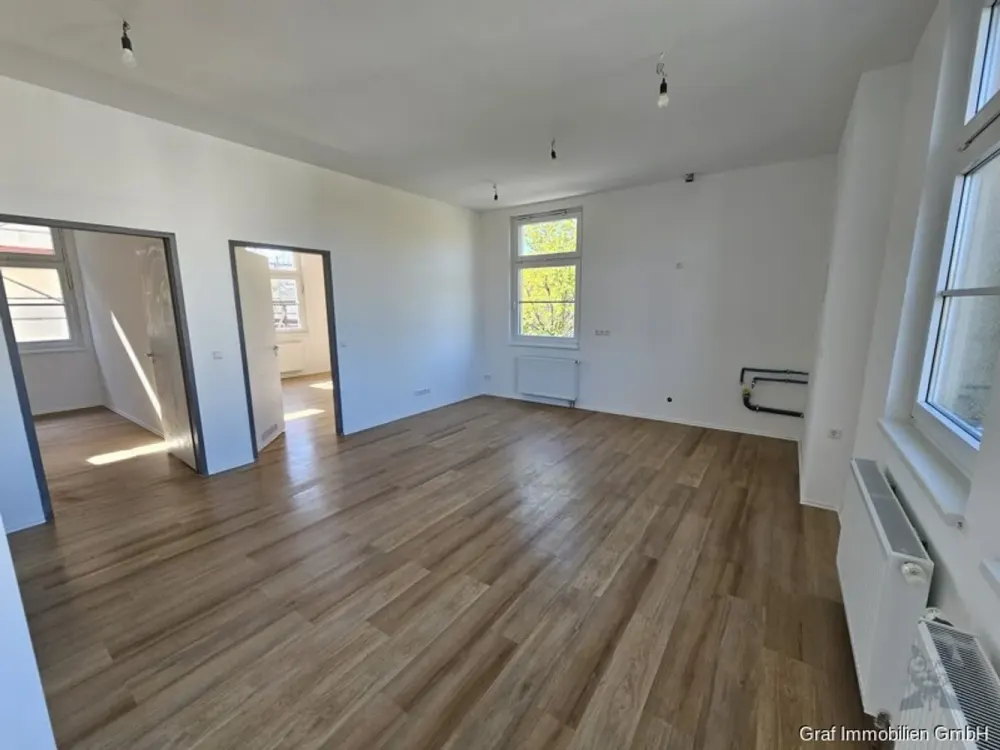 Sanierte Hochwertige 3-Zimmer-Wohnung mit Aufzug in Fredersdorf-Vogelsdorf