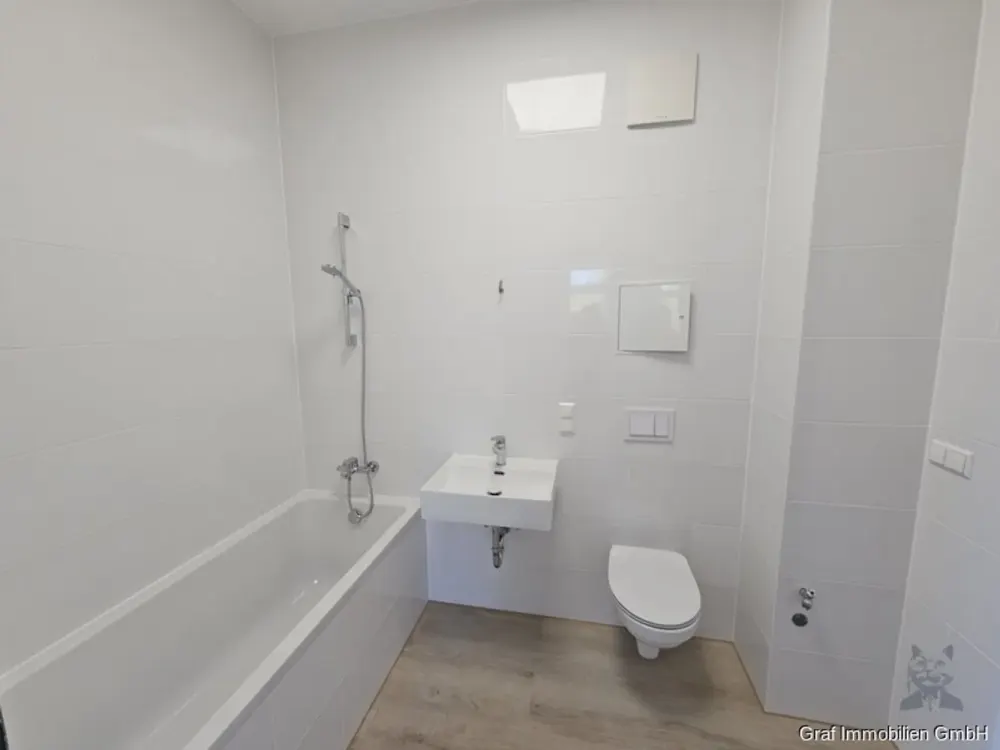 Sanierte Hochwertige 3-Zimmer-Wohnung mit Aufzug in Fredersdorf-Vogelsdorf