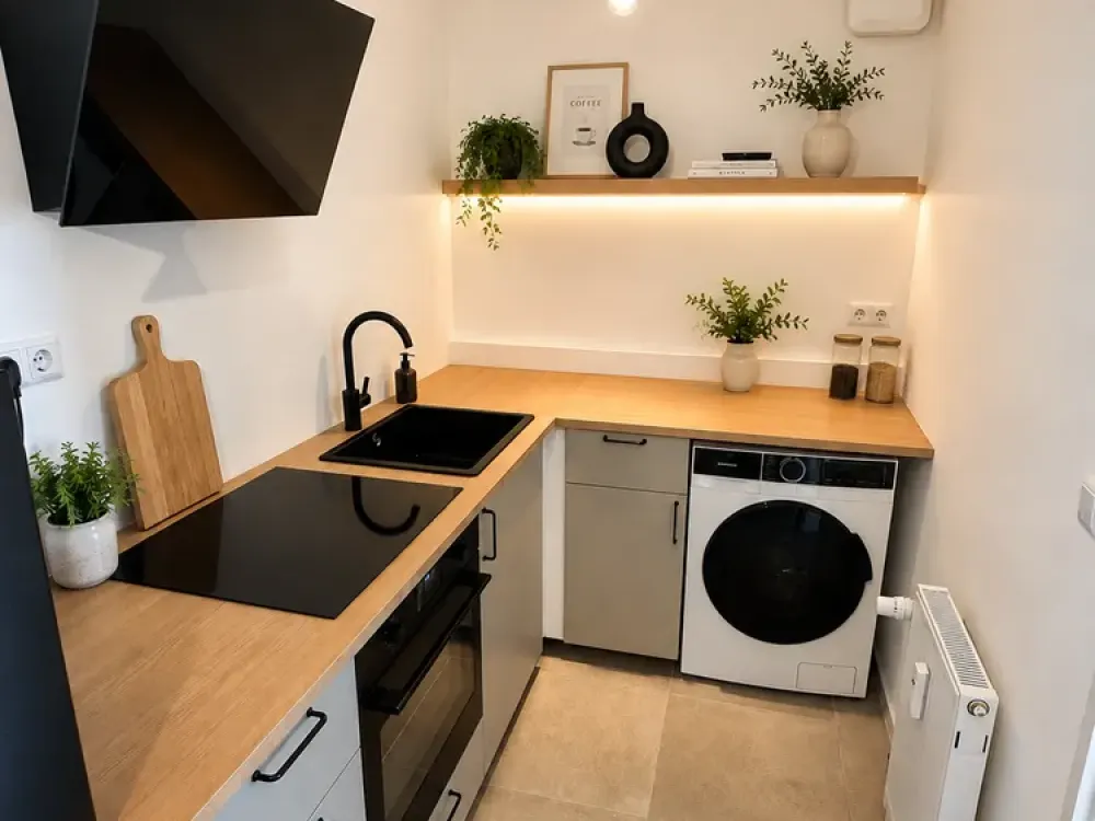 2.5-Room Apartment Completely Renovated & Newly Furnished in Karlsruhe-Durlach