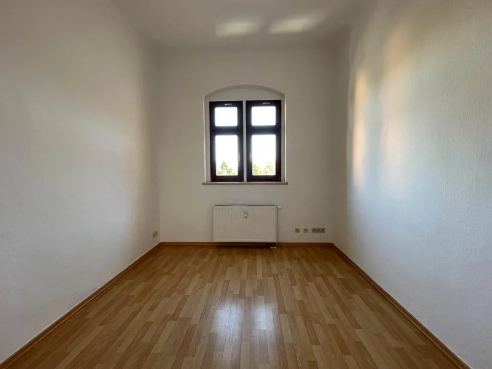 Hübsche Vierraumwohnung zu vermieten in Heidenau.