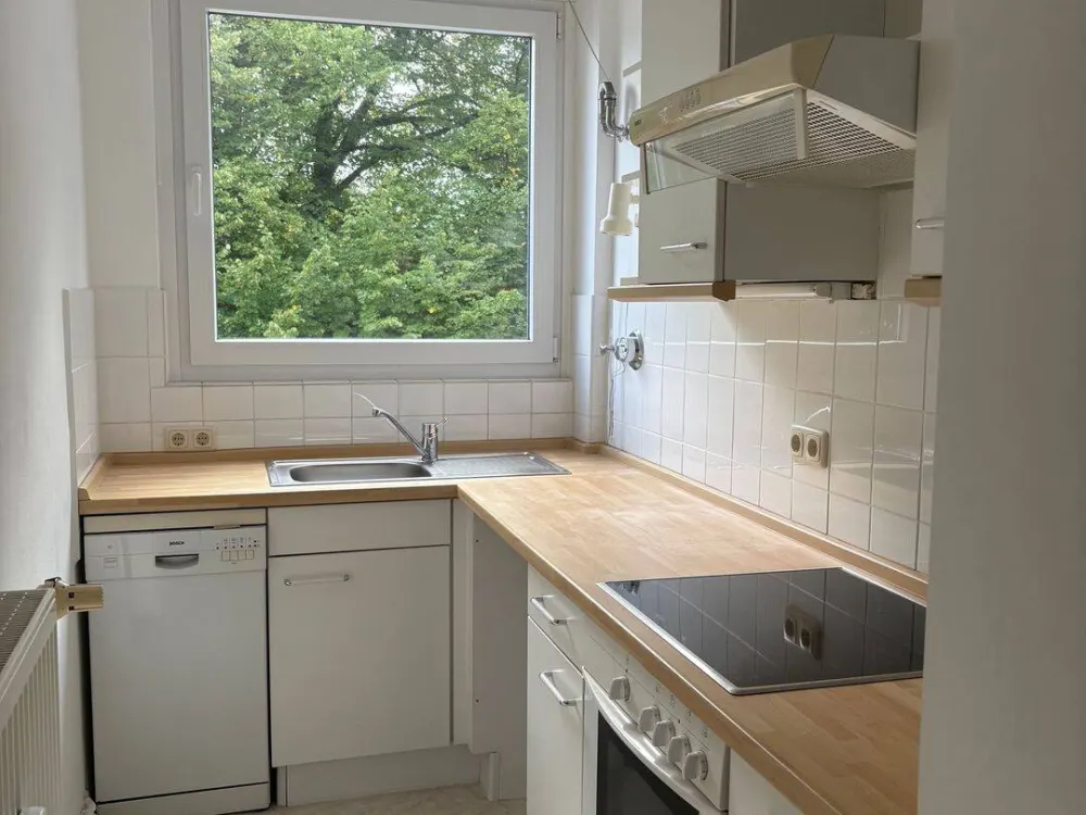 Hamburg-Othmarschen, TOP-Lage in ruhiger Seitenstraße, 2-Zimmer-Wohnung