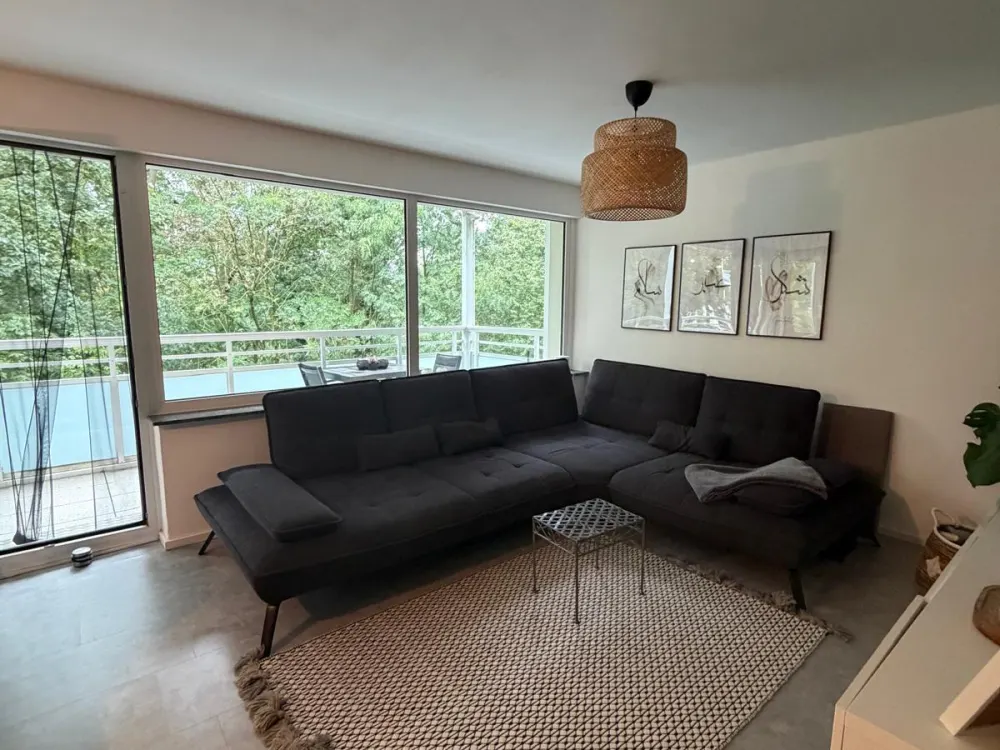 All-inclusive Stilvoll möblierte Wohnung mit großem Balkon