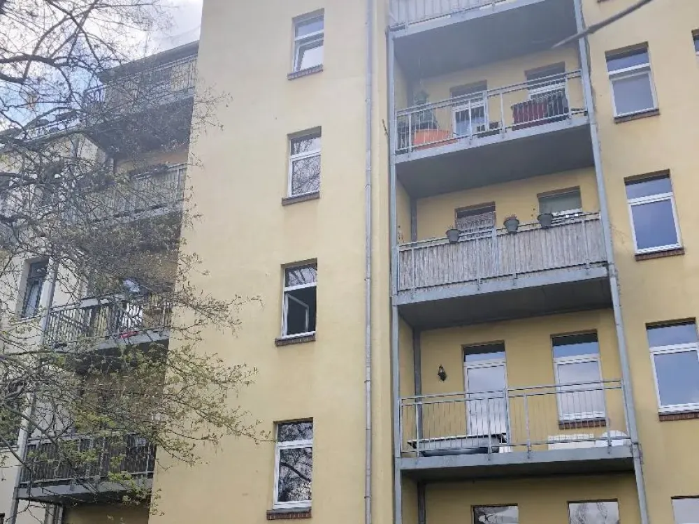 LEIPZIG-LEUTZSCH * RENOVATED GROUND FLOOR APARTMENT with BALCONY and modern fittings seeks new tenant