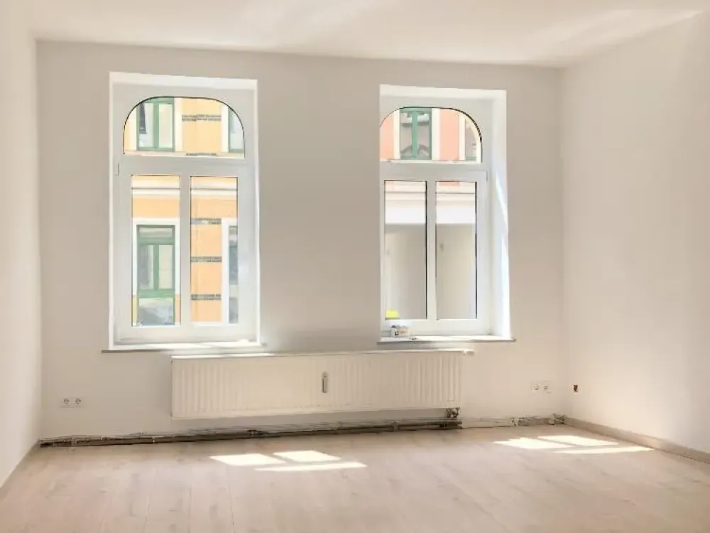 LEIPZIG-LEUTZSCH * RENOVATED GROUND FLOOR APARTMENT with BALCONY and modern fittings seeks new tenant