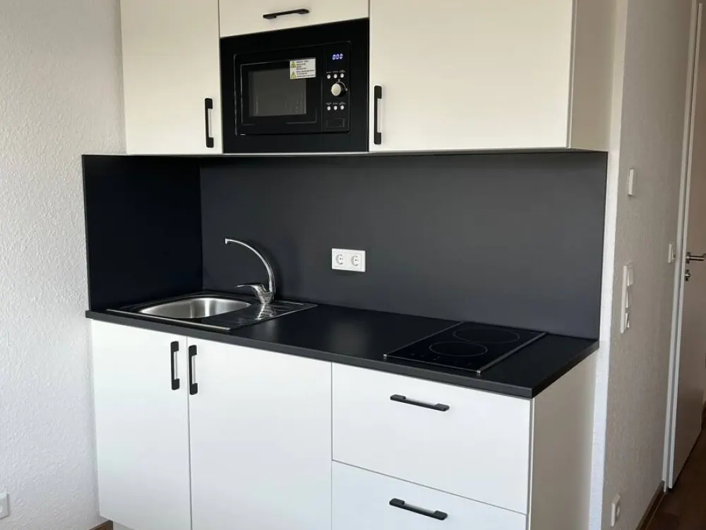 Modern New-Build Apartment