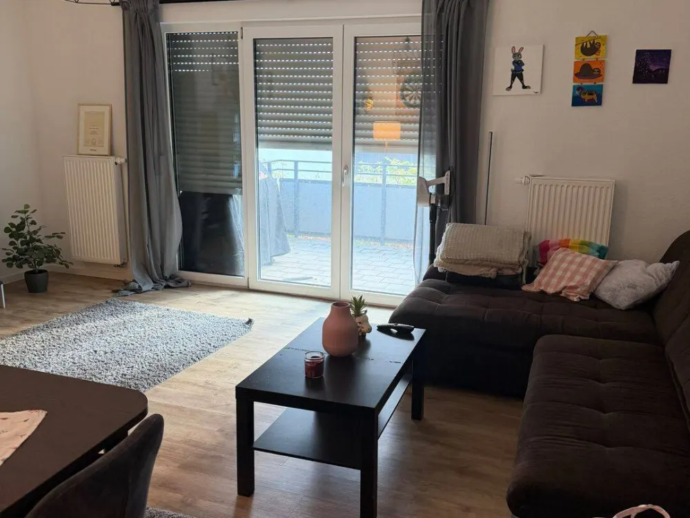 Modernes WG Zimmer in zentral Saarbrücken