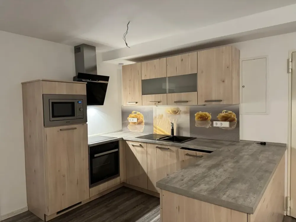 Geschmackvolle Wohnung mit Einbauküche