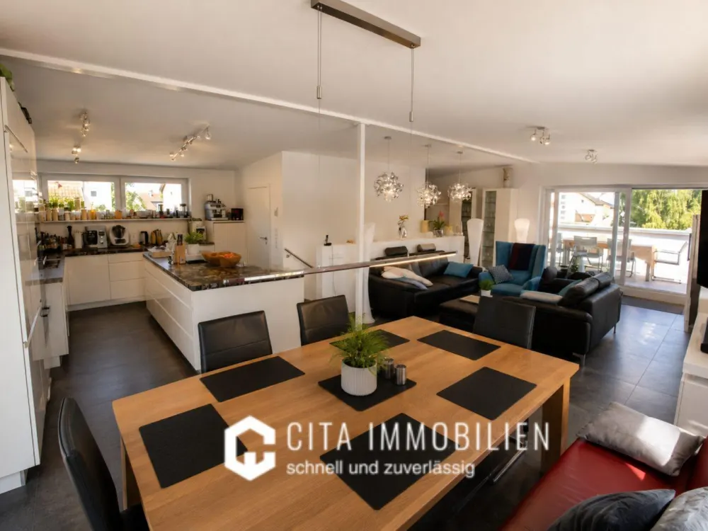 Exklusive 2,5 Zimmer Penthouse-Maisonette mit Dachterrasse & Stellplatz in Frankfurt-Preungesheim