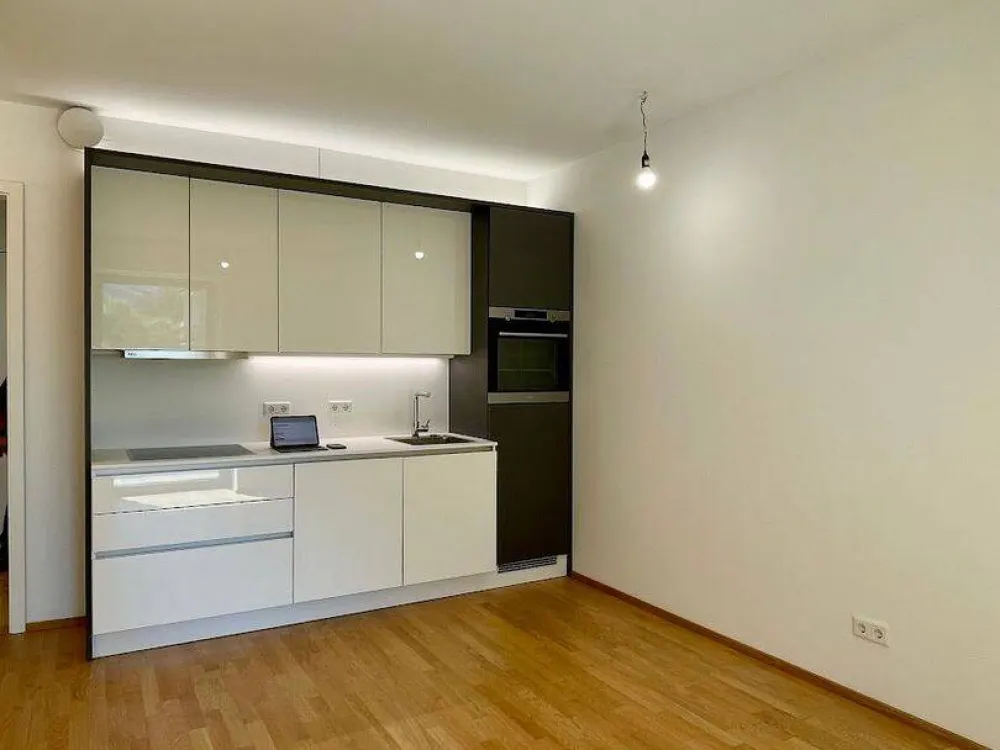 WE 016 - Exklusive 2-Zimmer-Refugium mit Balkon - Urbanes Wohnerlebnis über den Dächern Berlins