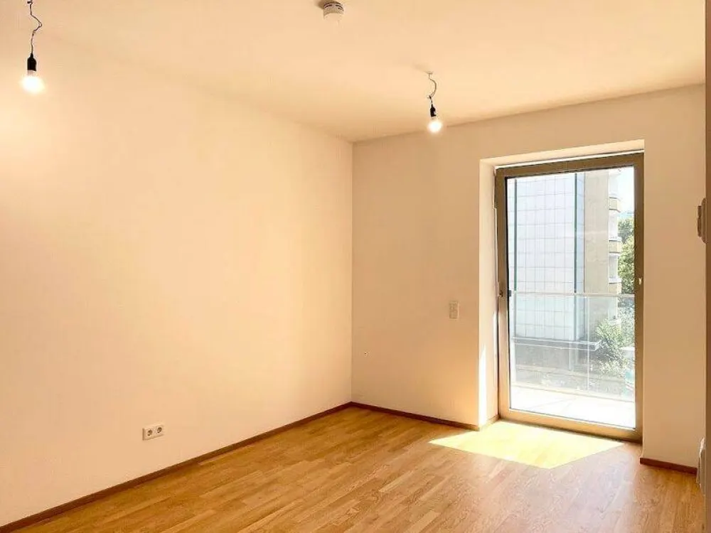 WE 016 - Exklusive 2-Zimmer-Refugium mit Balkon - Urbanes Wohnerlebnis über den Dächern Berlins