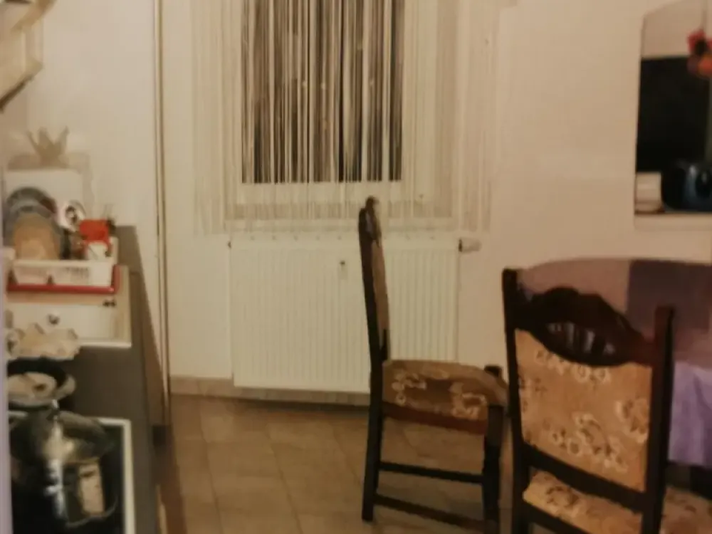 Erfurt, Robert-Koch-Straße 9, 3rd floor left