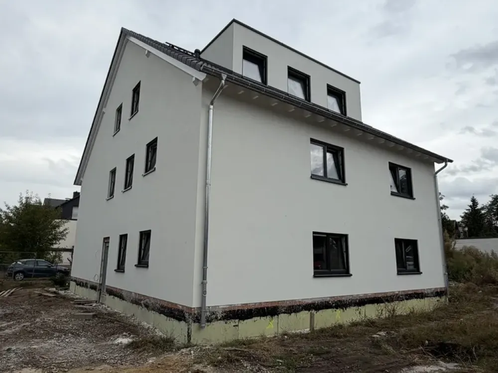 Neubau-Apartment in Rösrath: 3 Zimmer mit Balkon
