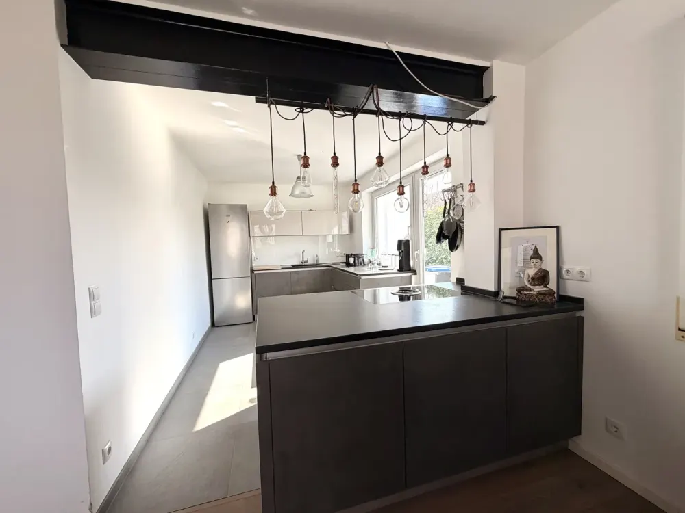 Exklusive 3-Zimmer-Wohnung mit Garten direkt am See !