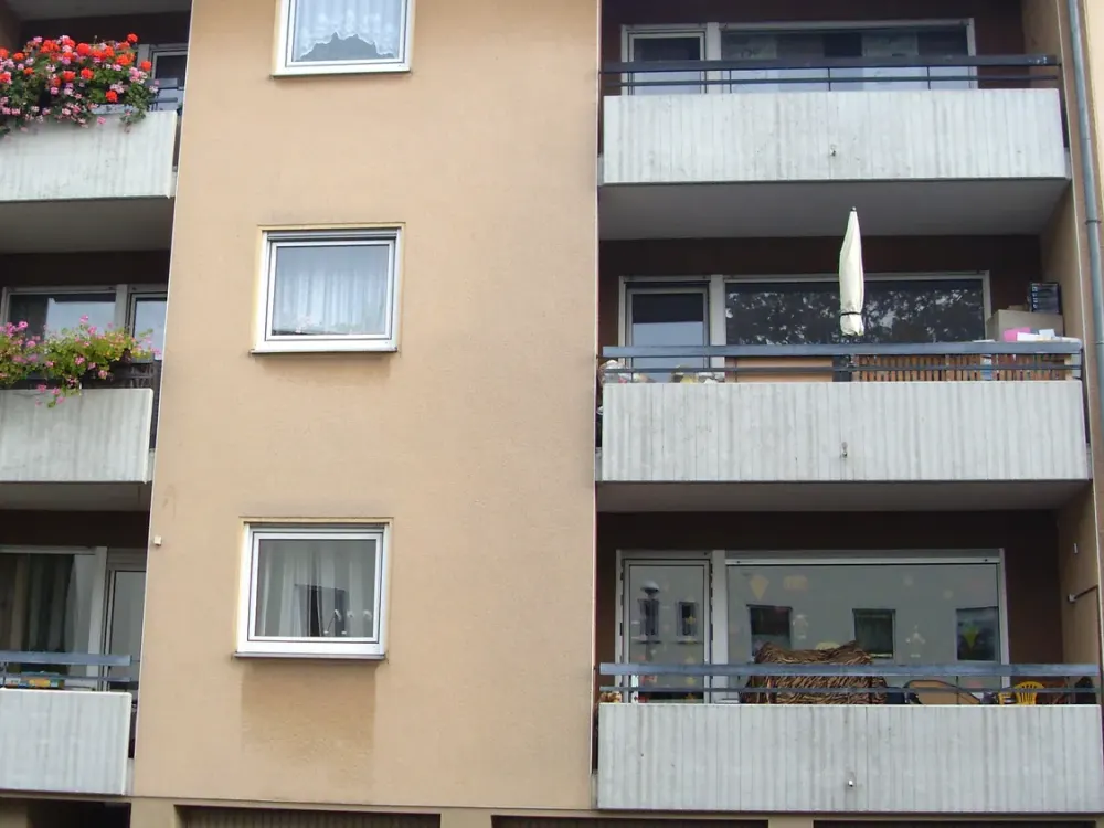 Frisch renovierte 3-Zimmerwohnung in zentraler Lage von Leverkusen-Quettingen