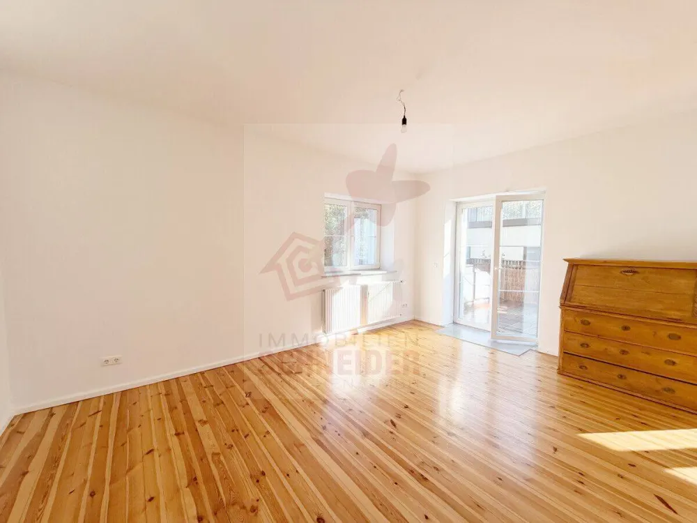IMMOBILIEN SCHNEIDER - traumhaft schöne energetisch san. 3,5 Zi.-Altbau-Wohnung in Alt-Ramersdorf