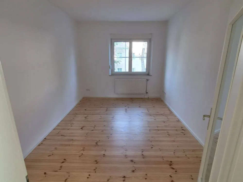 Helle und ruhige 2-Zimmerwohnung am Tillypark