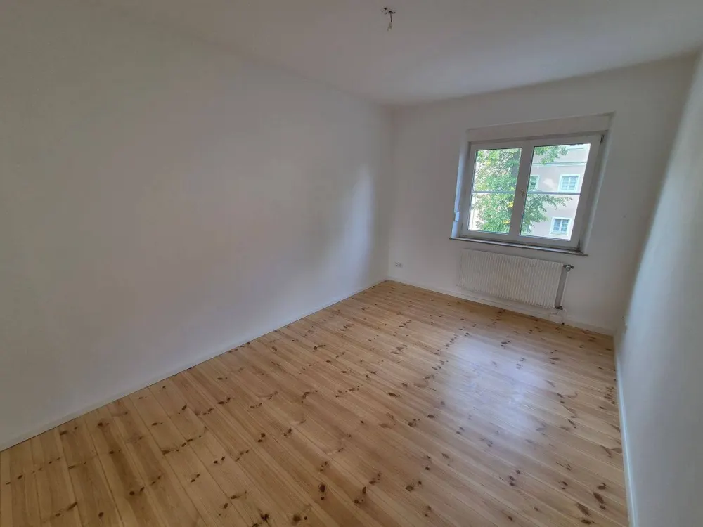 Helle und ruhige 2-Zimmerwohnung am Tillypark