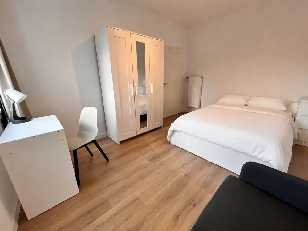 Firmen aufgepasst: Mitarbeiterwohnung / Co- Living Nähe Uni-Klinik Frankfurt / All-in