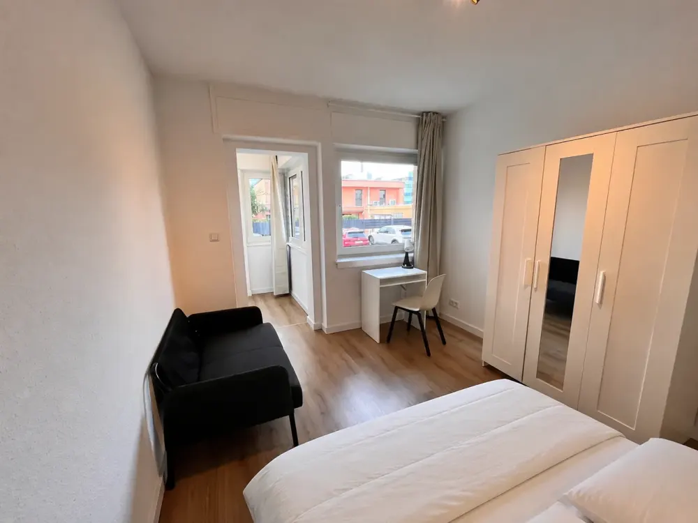 Firmen aufgepasst: Mitarbeiterwohnung / Co- Living Nähe Uni-Klinik Frankfurt / All-in