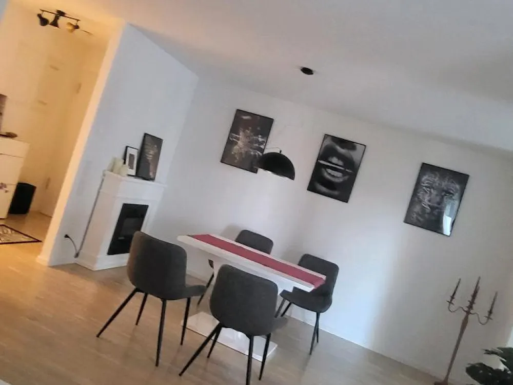 Nachmieter für wünderschöne 2, 5 Zimmer Wohnung in Neuhausen auf