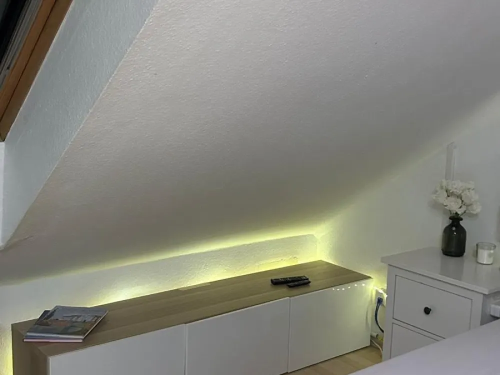 Einzimmerwohnung (Nur für EINE Person vorgesehen)