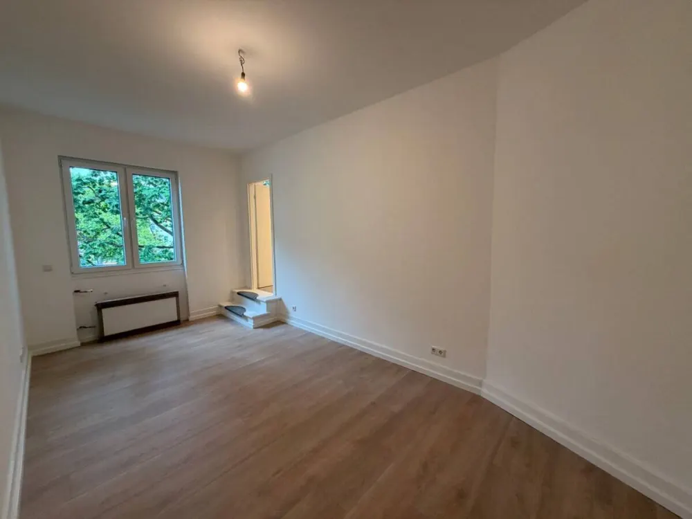 Kernsanierte 4-Zimmer-Wohnung mit moderner Ausstattung in Frankfurt-Bockenheim