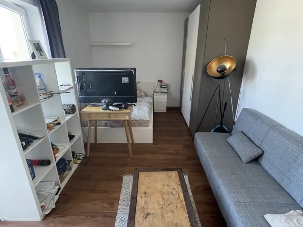 Quiet and Well-Maintained 1-Room Apartment with Fitted Kitchen and Balcony in Paderborn