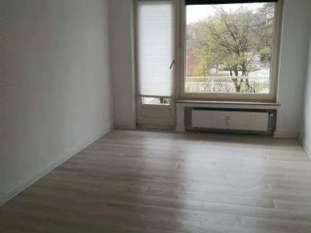 @@ Topp Lage in Schwachhausen, Vollbad, EBK, G-WC, Balkon @@