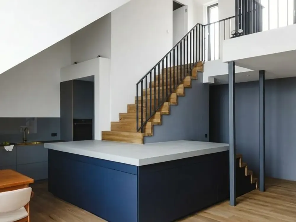HOMESK - Designer-Maisonette mit Dachterrasse & Galerie, Zweitbezug im Dachgeschoss in Schöneberg