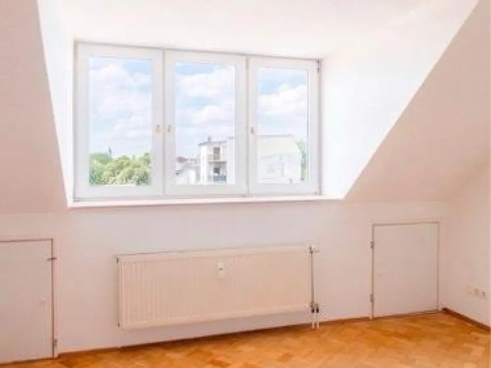 2-Zimmer-Wohnung mit Balkon in Plagwitz