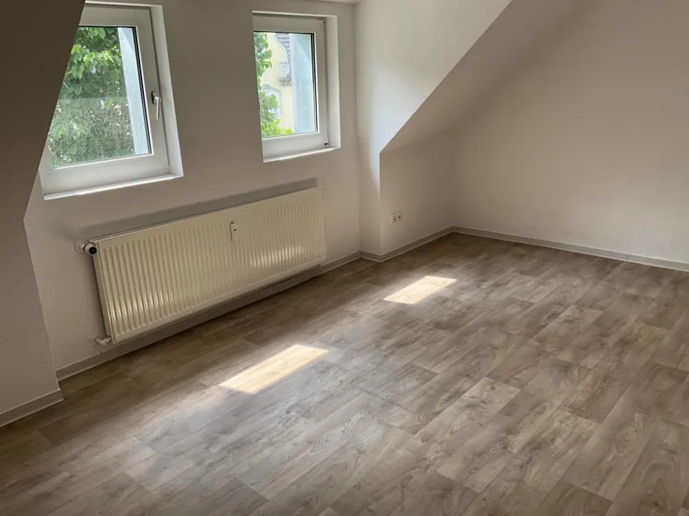 3-Zimmerwohnung im DG bezugsfertig plus Gutschein