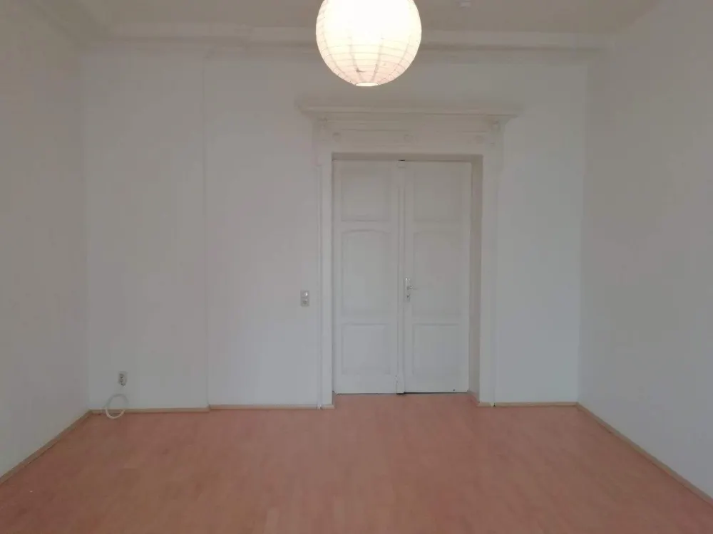 Room in shared flat for rent - Students, Trainees & Pupils