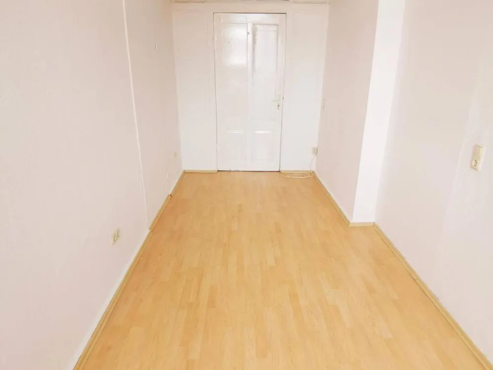 Room in shared flat for rent - Students, Trainees & Pupils
