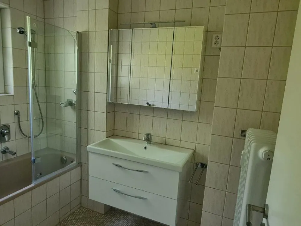 Renovierte 2 Zi. EG-Wohnung in Korntal-Münchingen (Kallenberg)