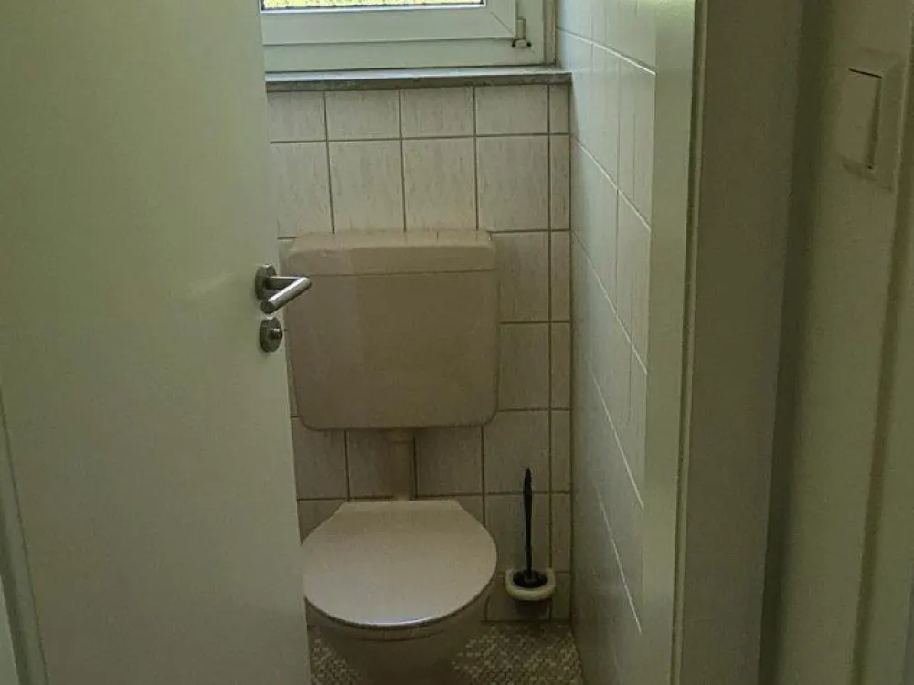 Renovierte 2 Zi. EG-Wohnung in Korntal-Münchingen (Kallenberg)
