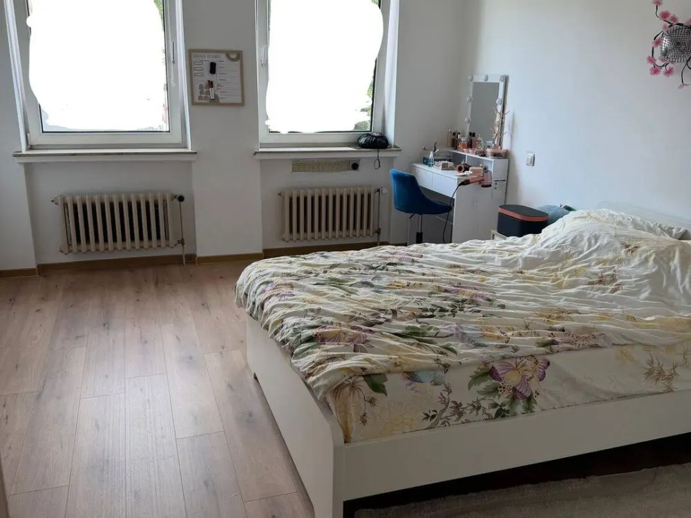 FIXED-TERM Sublet 2-Room Apartment