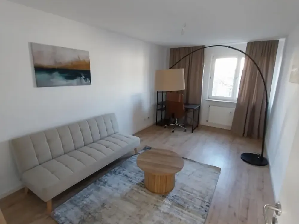 Frisch renovierte 3-Zimmer Wohnung in erstklassiger Lage