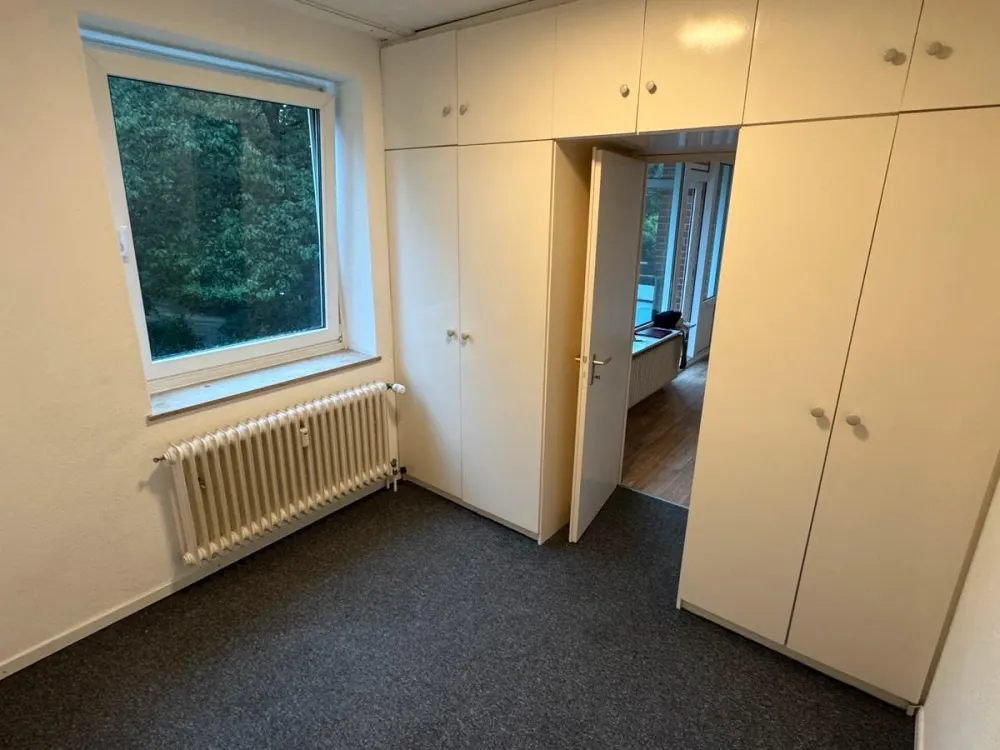 1.5-Room Apartment with Balcony - Available Immediately